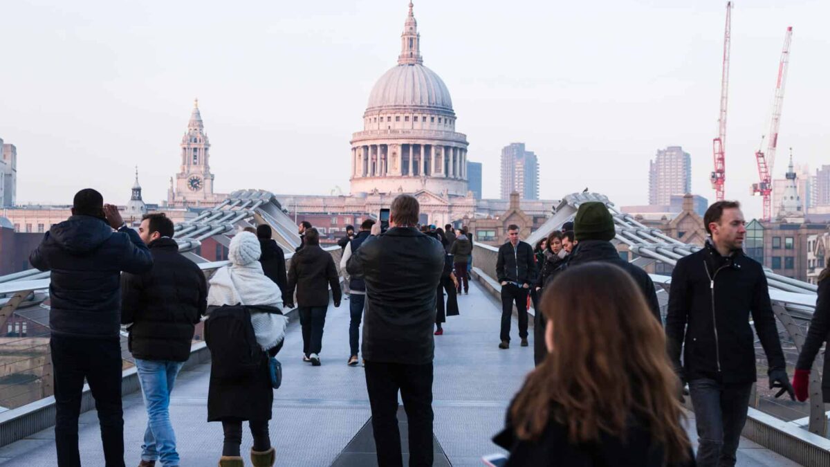 Smart ways to save money as a Tourist in London