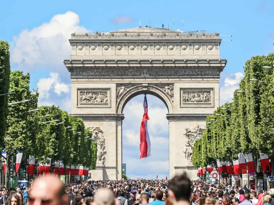 Top Tourist Attractions & Activities in Paris